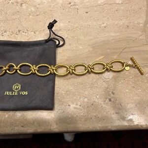 Julie Vos Nassau bracelet